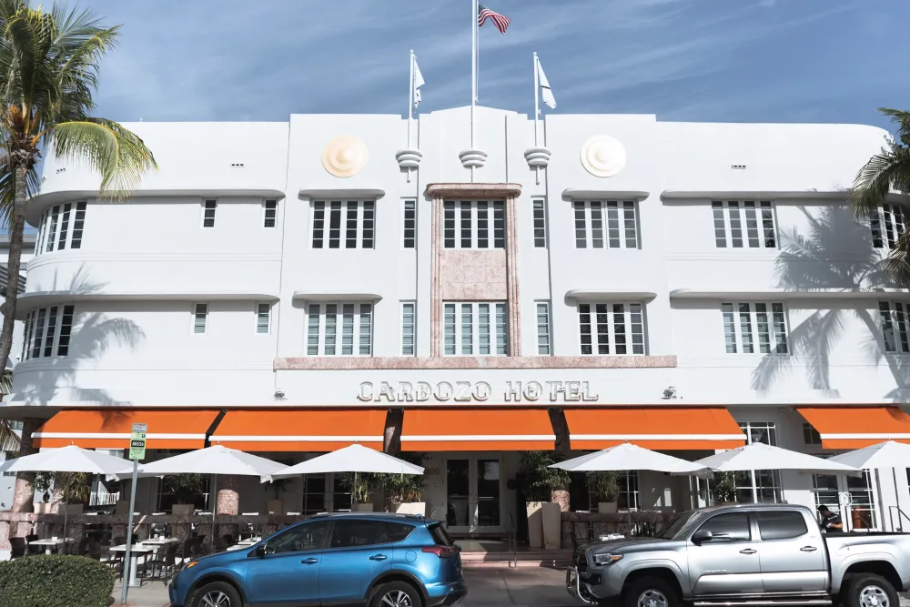 Cardozo Hotel - Henry Hohauser